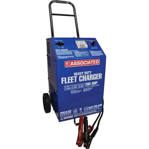 [FLU028] Chargeur 6/12/24 V de parc automobile à roues pour service intensif (FLU028)