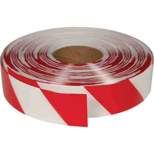 [SGU714] Ruban de marquage très résistant pour plancher ArmorStripe(MD) (SGU714)